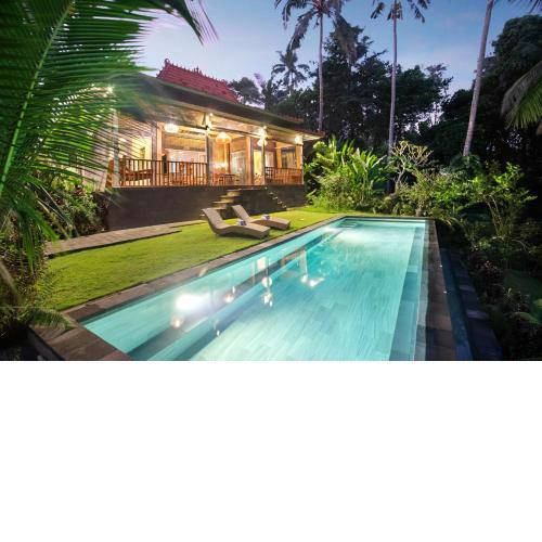 Villa with amazing rice field view 20 min from Canggu
