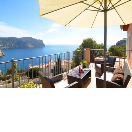 Villa with incredible sea views and pool sleeps 7 - a48306