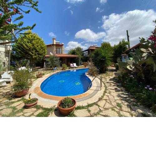 Villa with Pool and View near Old Town in Datca