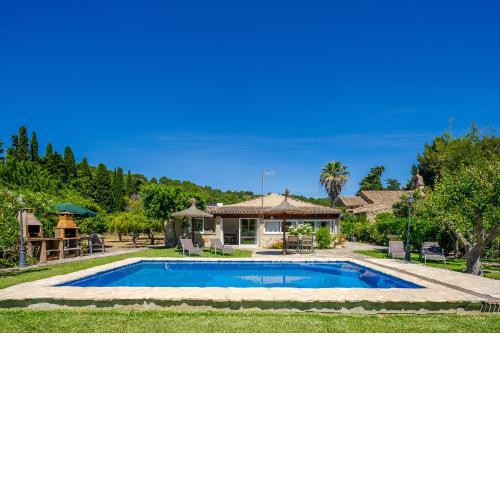 Villa with pool walking distance to the town (Roser vell)