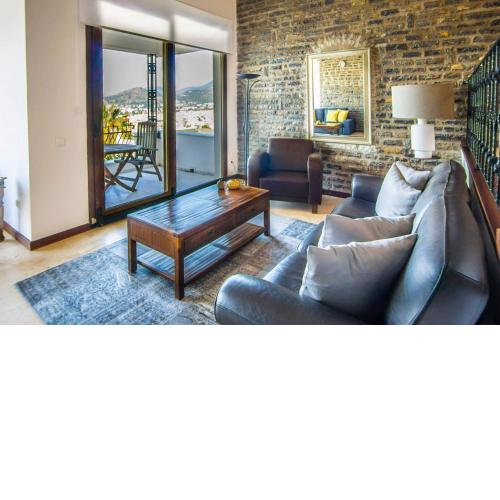 Villa with Private Pool and Lovely View in Bodrum