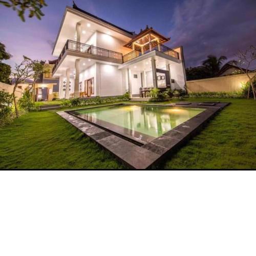 Villa Yolin-5BDR & Private Pool, Canggu
