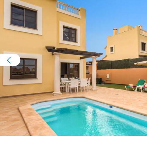 Villas Brujula Company