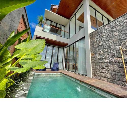 VillaTenteram 3BR Ensuites Canggu