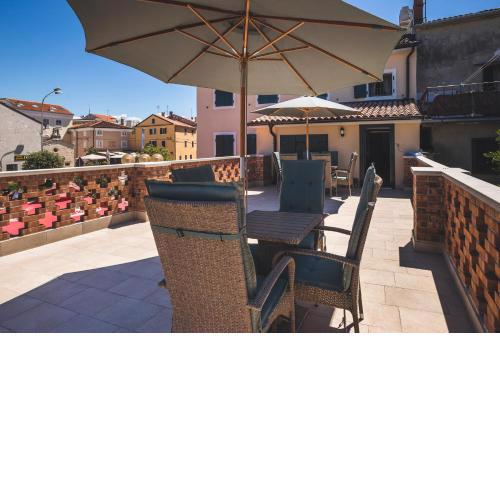 VINEA APP UMAG -WITHE BR. 2