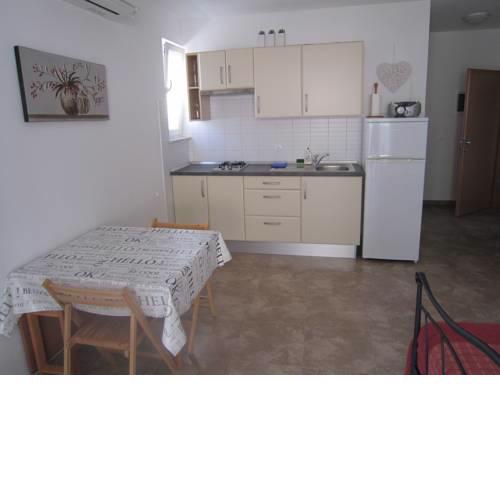 Vintage Apartment in Pag with Terrace