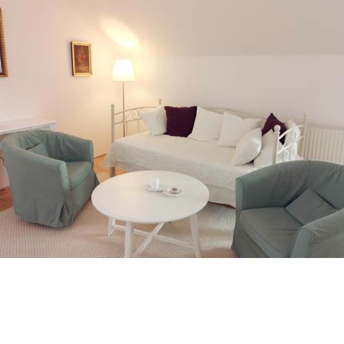Vintage Apartment