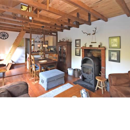 Vintage Holiday Home in Bad Pyrmont with Private Terrace