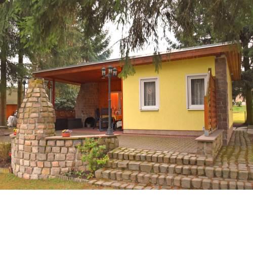 Vintage Holiday Home with Terrace in Trieb