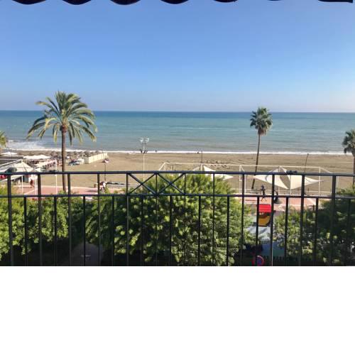 VIP Beachfront Estepona Apartment