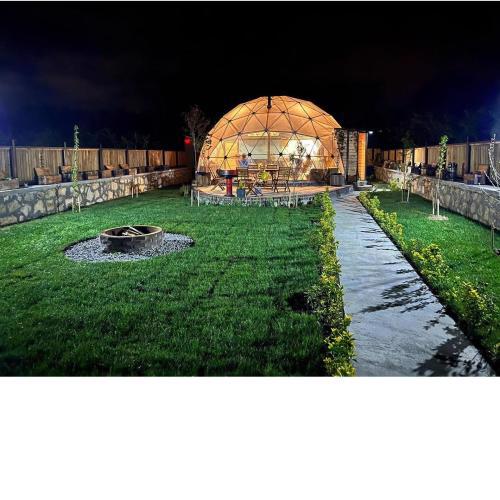 Vira Dome