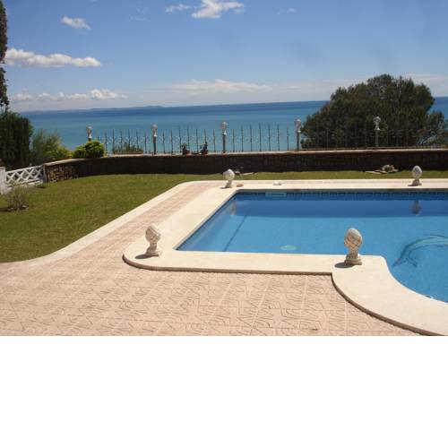 Viva La Vida Cristall Beach Villa