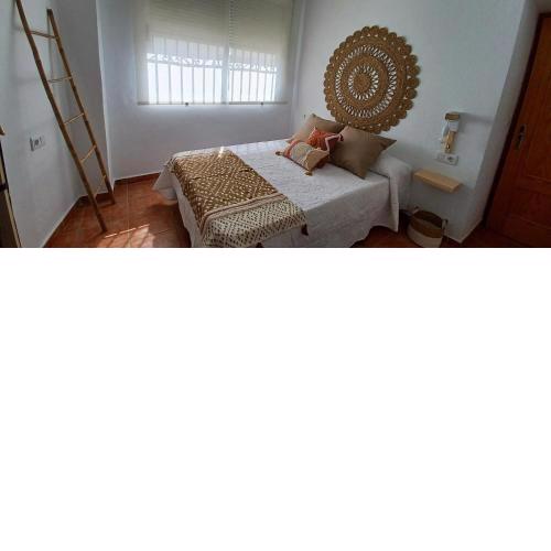 Vivienda a pie de calle en Agua Amarga a 250 metros de la playa