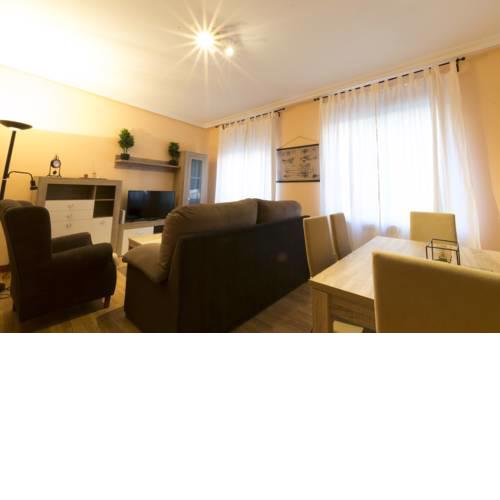 Vivienda completa junto a Plaza Barrio Vidal