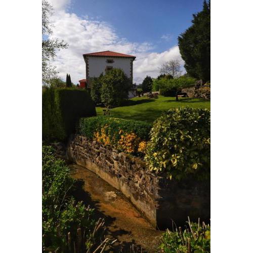 Vivienda Rural - Apartamentos La Cueva - Hornedo