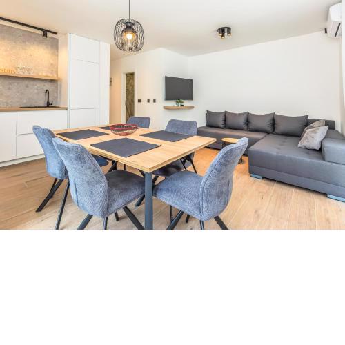 Vogue Apartments