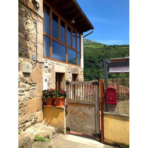 VV Casa del Manzano - Casas de los Picos