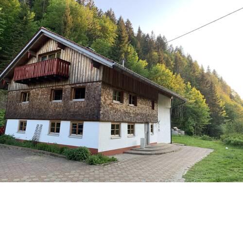 Waldchalet im Eschachtal