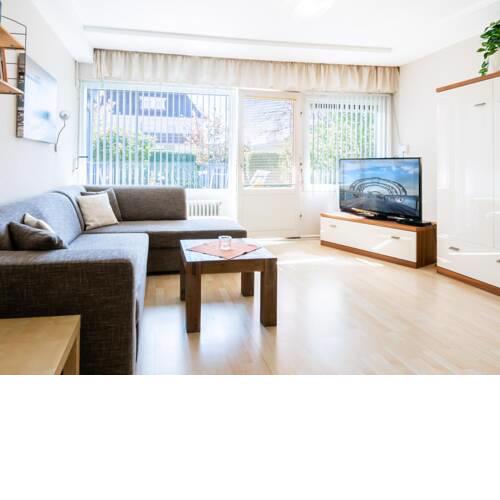 Waldstraße 8 Wohnung 1