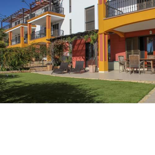 (WAT001) Modern Garden Apartment