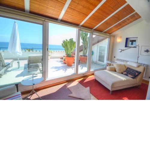 Waterfront Duplex by Hello Apartments Sitges
