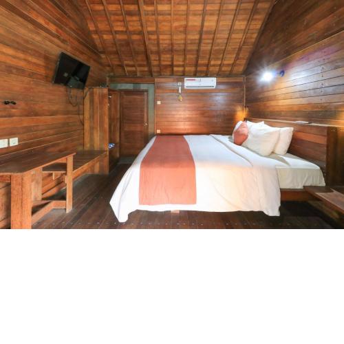 Waterside inn Nusa Penida