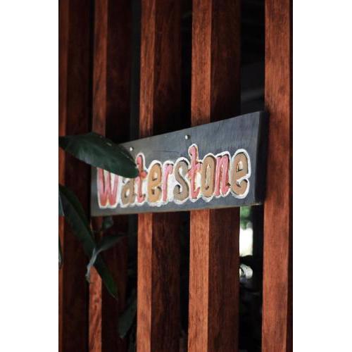 Waterstone Guesthouse