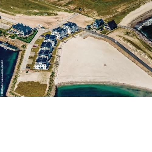 Weiße Strandvilla/56a O