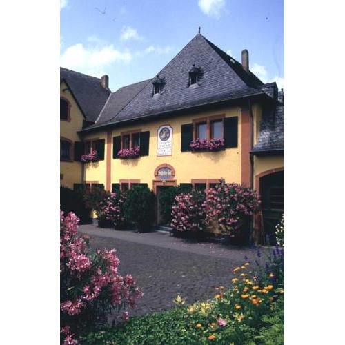 Weingut Staffelter Hof