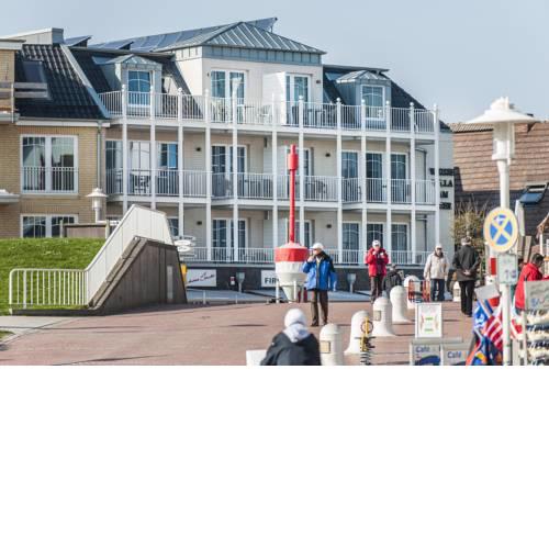 Weisse Villa am Meer