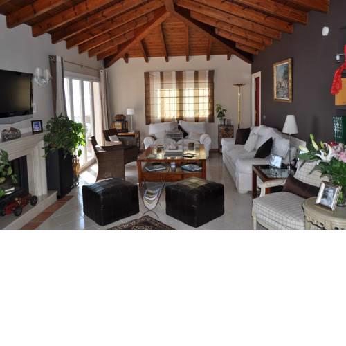 Welcome Inn Nerja guest house Luxury Bed & Breakfast