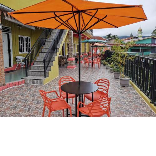 WELCOME TO WISMA SUNRISE GUEST HOUSE 10 minutes by walking to the big fruit market