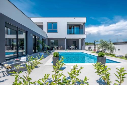 Wellness & Spa Luxury Villa Nicole with Steam room and Jacuzzi
