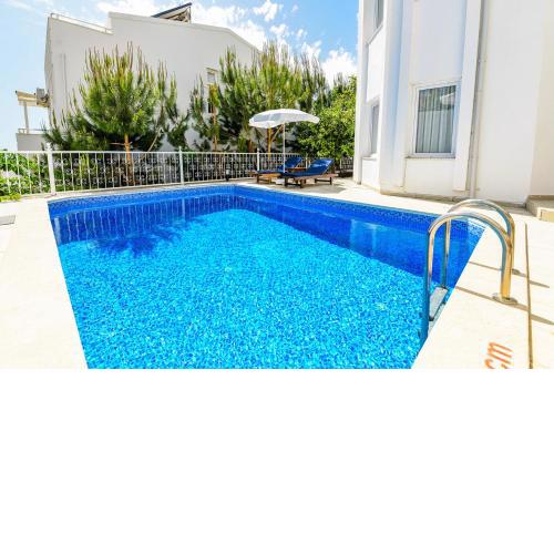 White Dream Villa 2