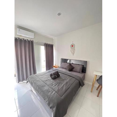 White Sandat Guest House