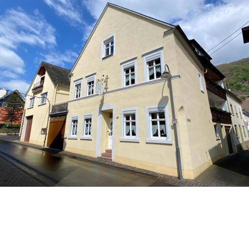 Winzerhaus im Oberdorf - Ferienwohnung oder Gästezimmer oder alles zusammen