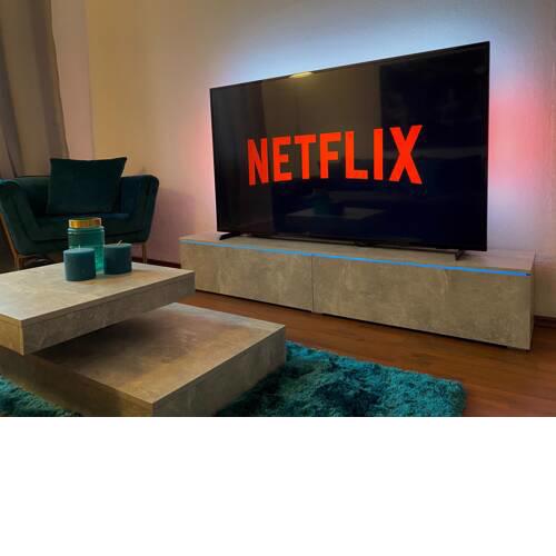 Wohlfühlen mit King-Size-Bett und Netflix