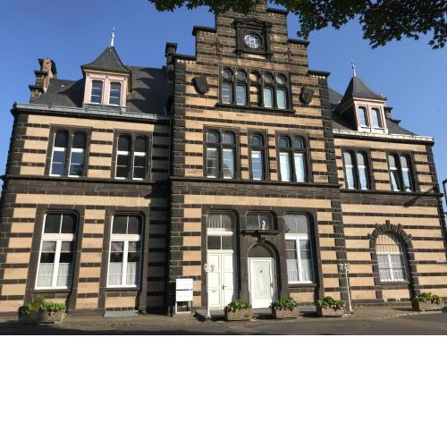 Wohnen wie im Schloss - Alter Bahnhof (DG, 78 qm)