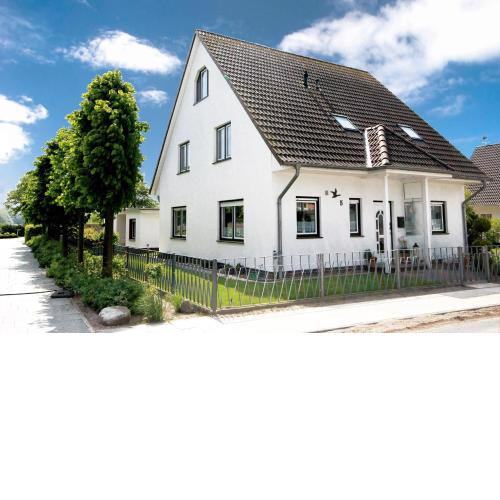 Wohnung am Schmachter See by Rujana
