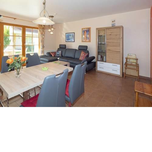 Wohnung Am Schwalbenweg 1.2