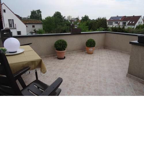 Wohnung ca. 85 qm zzgl. 17 qm Terrasse