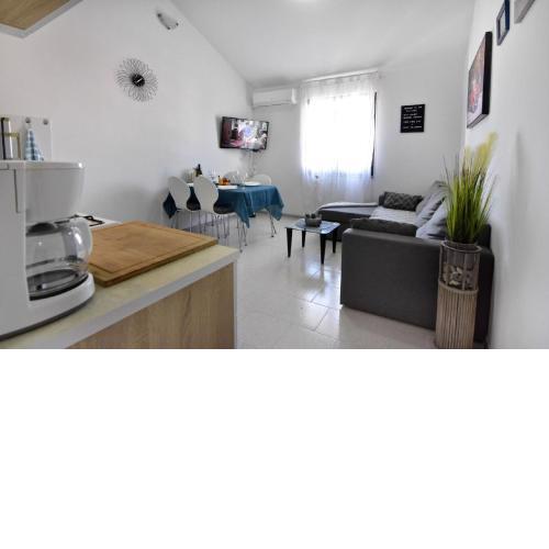 Wohnung Galerie Umag center, Wi-Fi, Waschmaschine, Klimatisiert, Terrasse