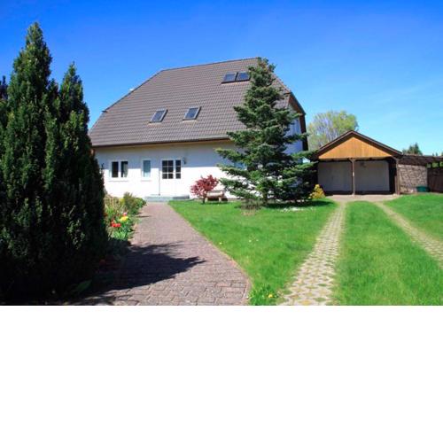Wohnung in Ahrenshagen-Daskow - a56000