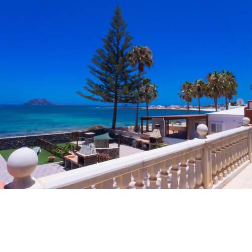 Wonderful villa by the sea