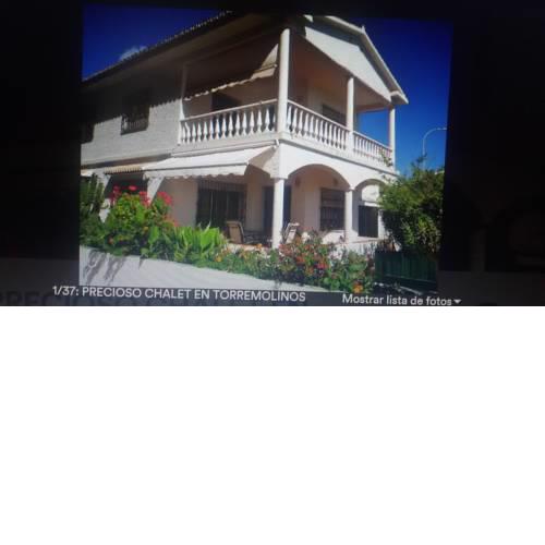 Wonderful Villa White And Blue In The Center Of Torremolinos