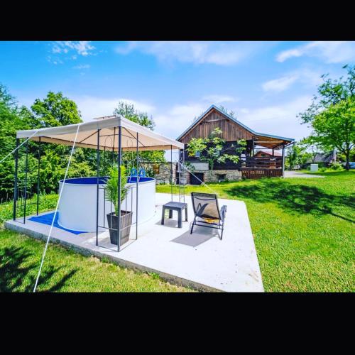 Wooden house Mali Vrh