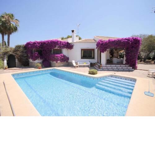 Xabia Villa Sleeps 10 Pool Air Con WiFi T802946