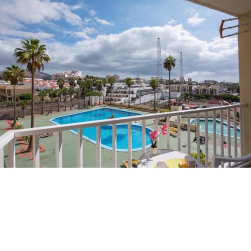 Y2E Lovely Apartment Pool View!! Close to beach