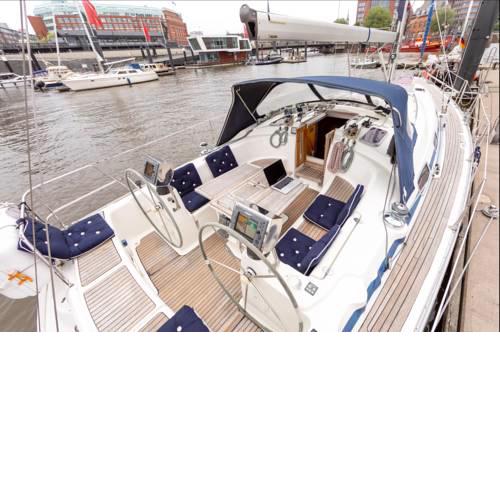 Yacht and the City