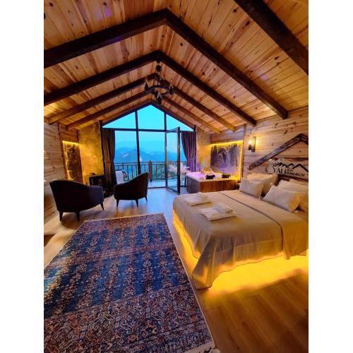 YALİ SUİT BUNGALOV
